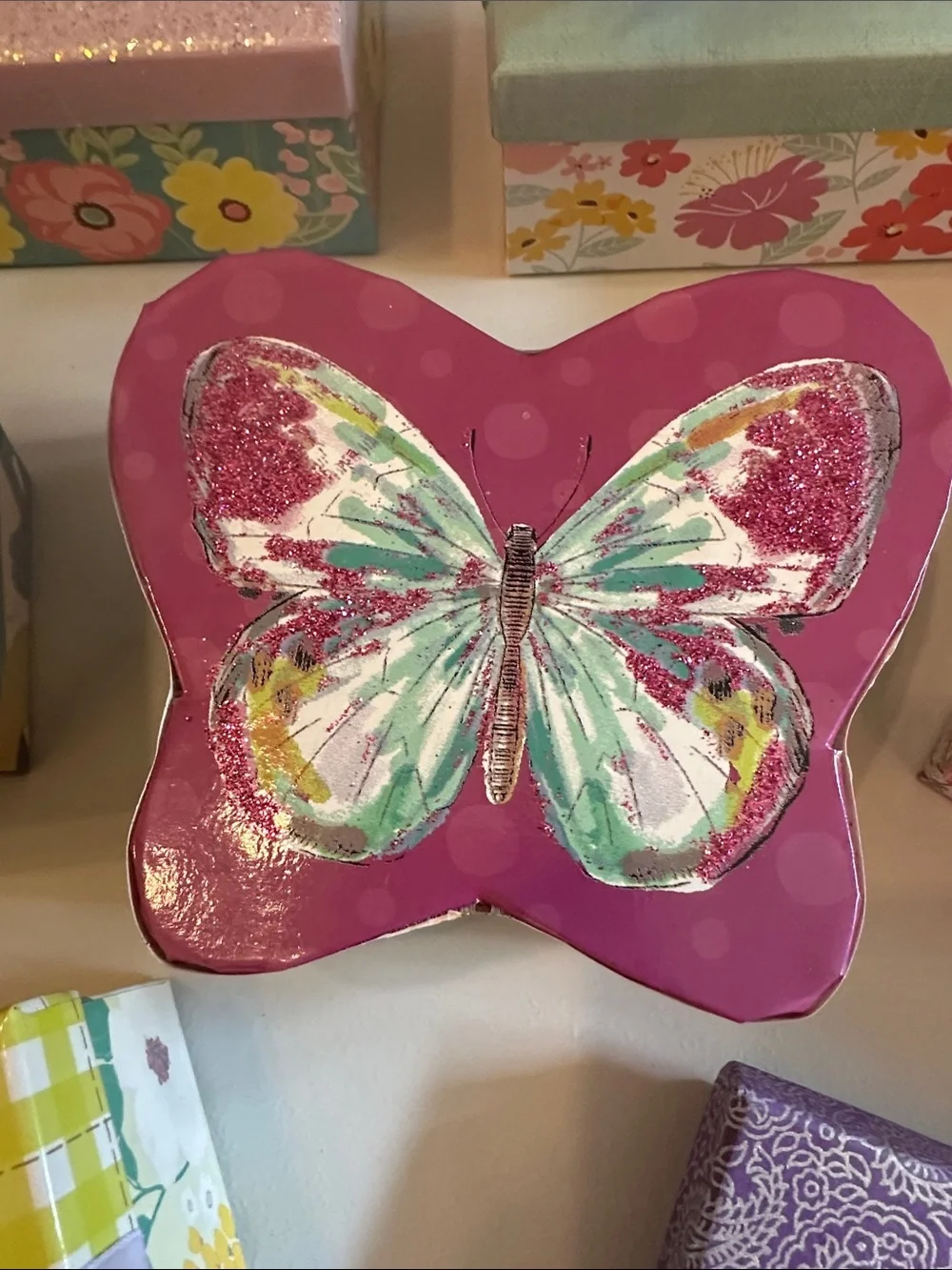 Set of 8 Beautiful gift boxes!
